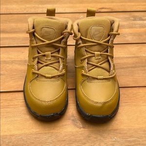 Nike Manoa Toddler Boots
